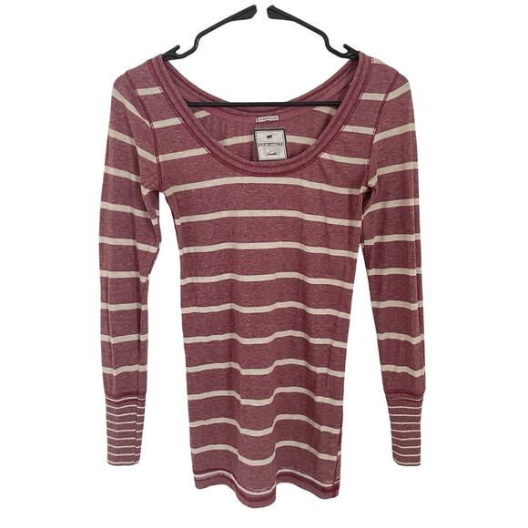 Poof Womens Tee S Red White Striped Stretch Long Sleeve Y2K 2000s Bella Swan - Picture 1 of 7
